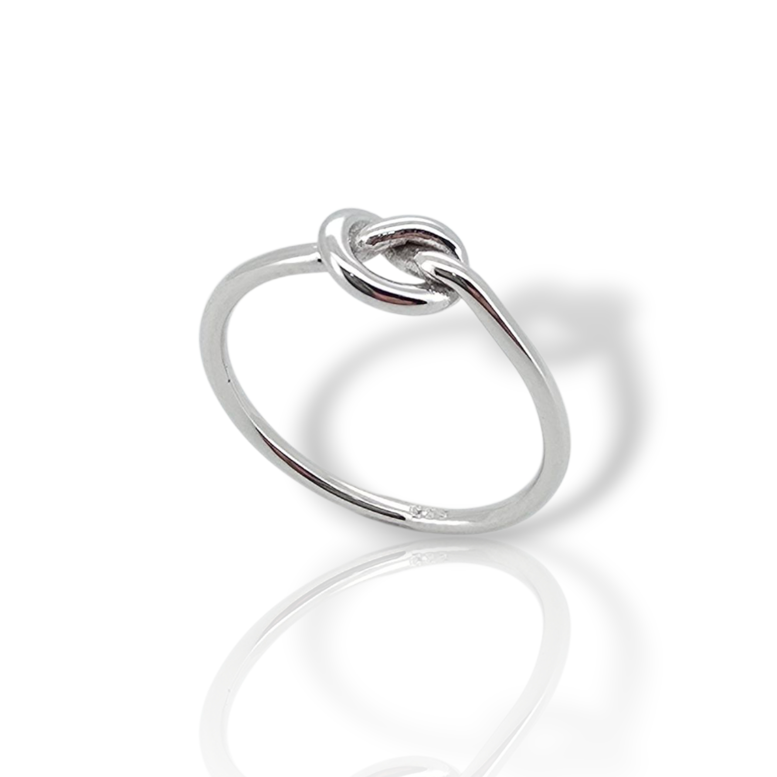 White gold ring k14 knot style (code P2265)
