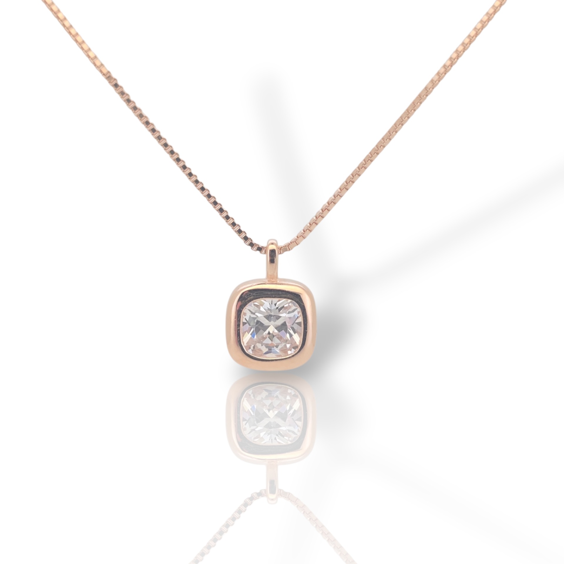 Κολιέ απο επιχρυσωμένο ασήμι 925° (code GEM25137)