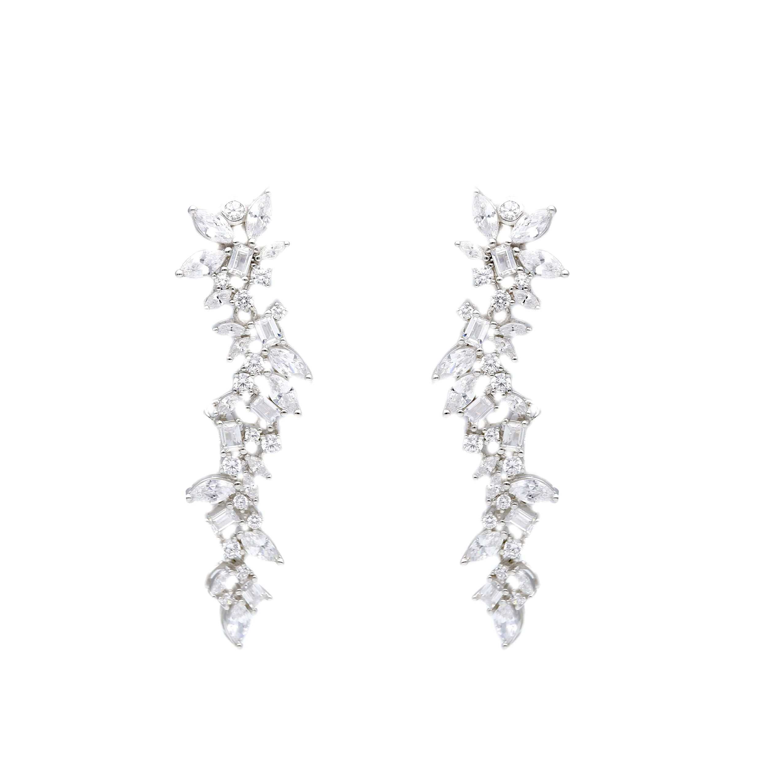 Orecchini Lunghi Pendenti in Argento 925 con Zirconi a Forma di Foglia (code S277229)