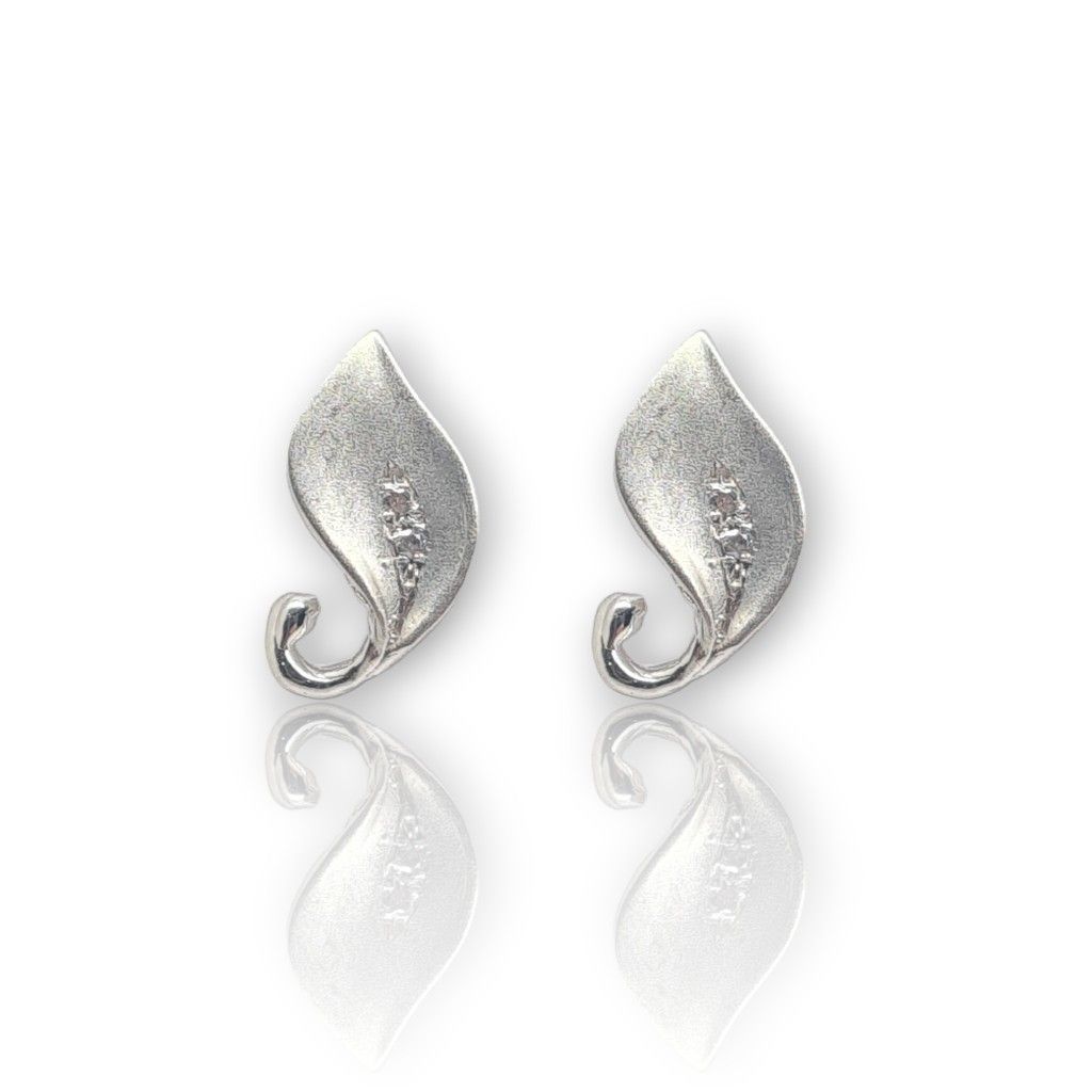 White gold earrings 14k  (code M2503)