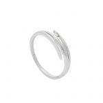 White gold ring k9 with 3 white zircons (code 279845)