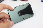  LEANSCHI TECH-WALLET in carbon and military-green aluminium