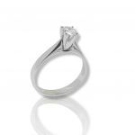 White gold single stone k18 with 7 diamonds (M2324)