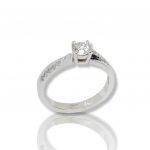 White gold single stone ring k18 with diamond and module fitted with assymetrical small diamonds (code P1750)