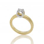 Anello solitario in oro giallo k18 con castone in oro bianco k18 e diamante (code P1989)