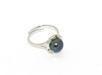 Platinum plated silver 925 ring with a pearl (code S154828)