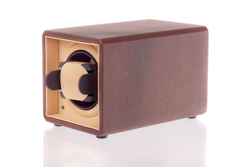 Φωτογραφία από Single watchwinder | Classic chocolate edition