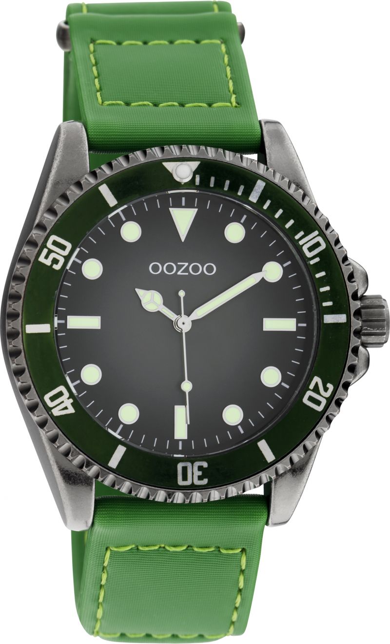 Φωτογραφία από Oozoo Timepieces Green Leather Strap C11010