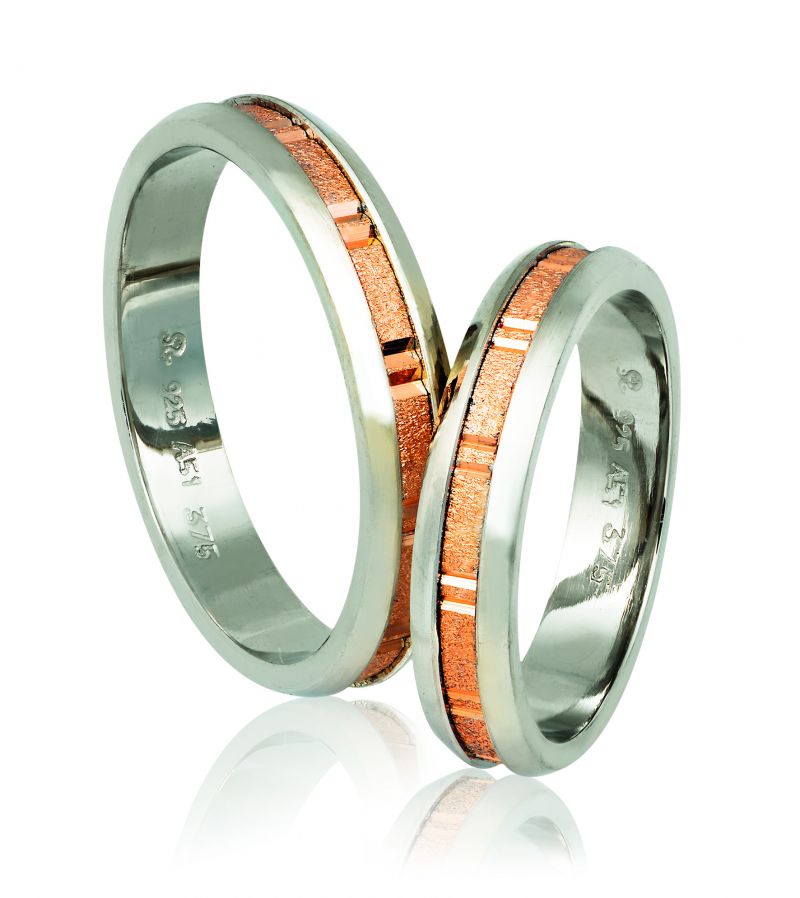 Φωτογραφία από White gold & rose gold wedding rings 4.3mm (code A718r)