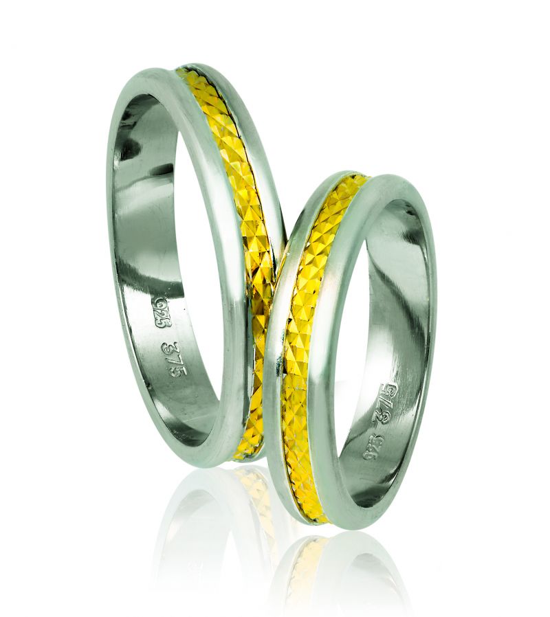 Φωτογραφία από White gold & gold wedding rings 4.3mm (code A76)