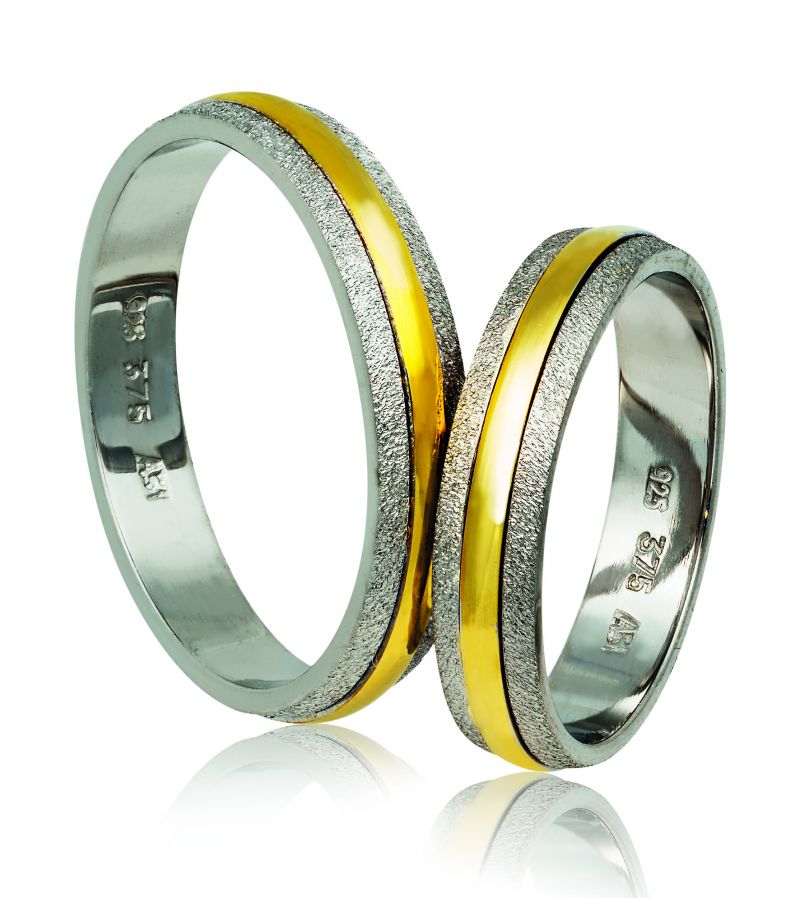 Φωτογραφία από White gold & yellow gold wedding rings 4.3mm (code A81)