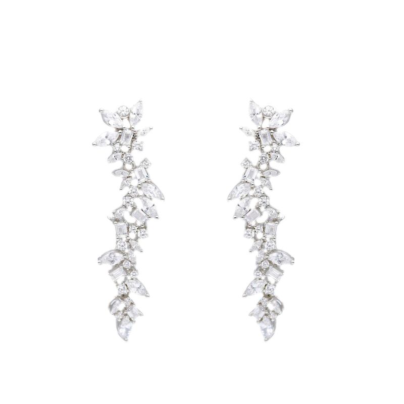 Φωτογραφία από Orecchini Lunghi Pendenti in Argento 925 con Zirconi a Forma di Foglia (code S277229)