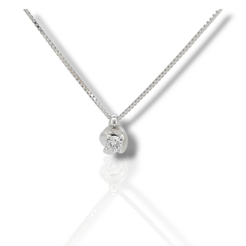 Φωτογραφία από Single stone necklace k18 with diamond  (code T2727)