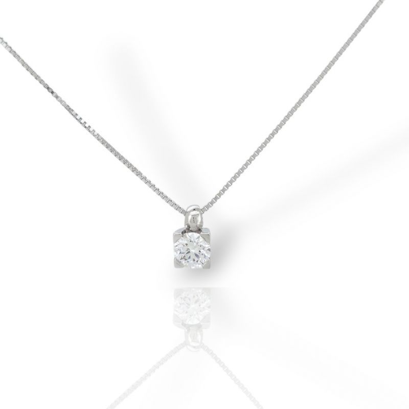 Φωτογραφία από Punto di luce in oro bianco k18 con diamante (code T2957)